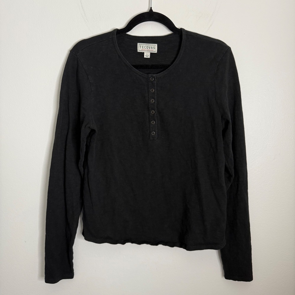 Tecovas‎ Western Goods Long Sleeve Henley Top - Women's